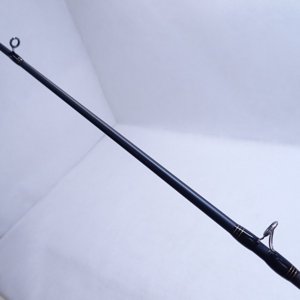 megabass Destroyer Black Jungle F5-71XBJ Cond/C