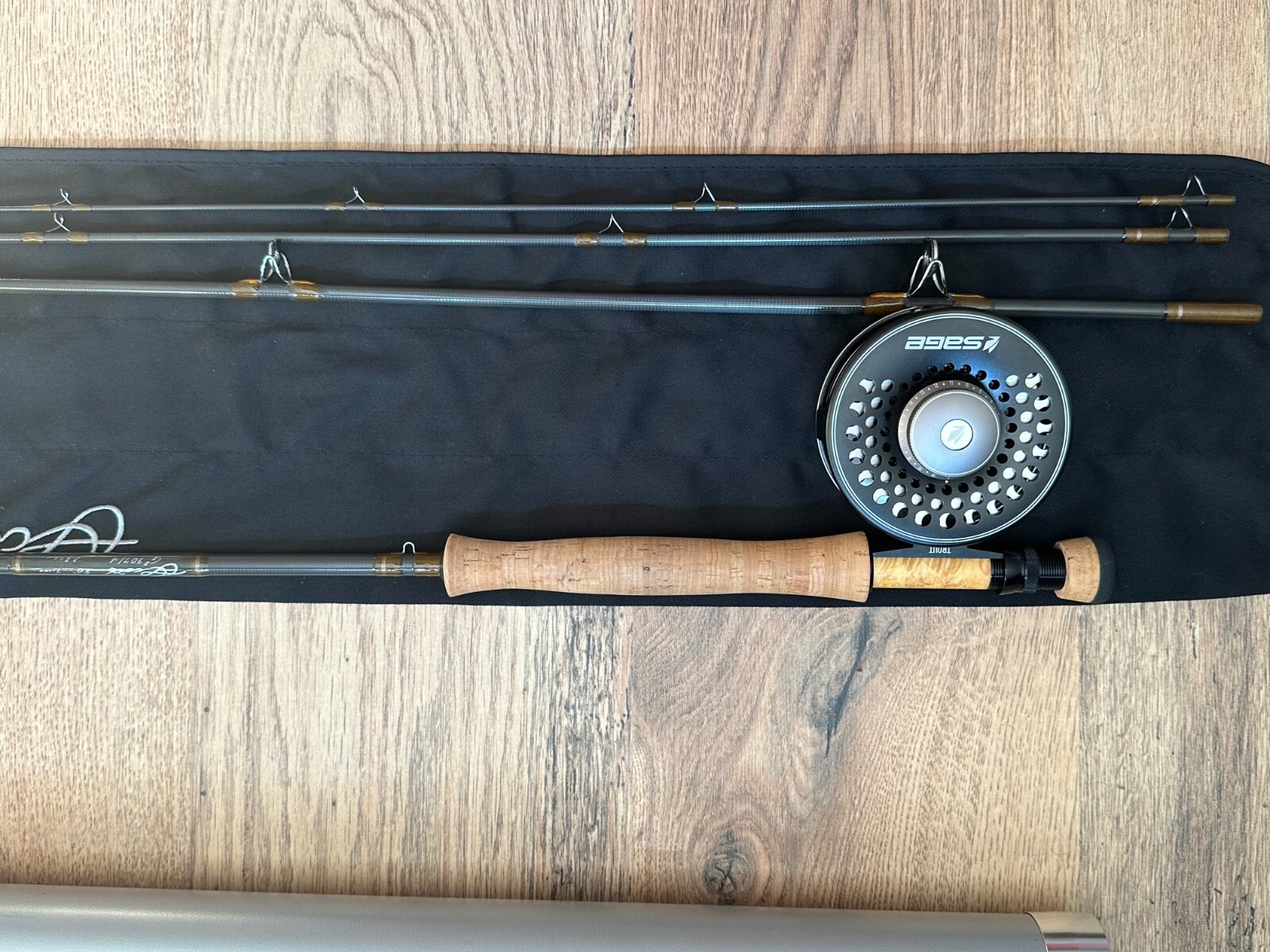 Scott G2 flyrod #7 9 feet 4-pic. Sage Trout 6,7,8 Reel