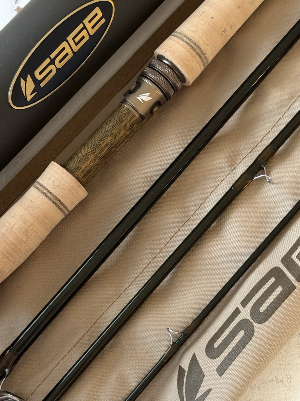 **BEAUTIFUL**~NEW~ SAGE TROUT SPEY HD 2wt 10’9”in FLY Rod!!🔥~LEGENDARY~￼￼