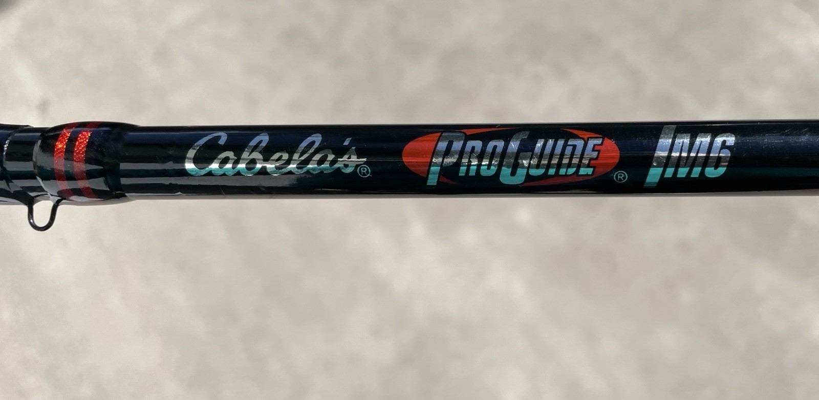 Cabela’s IM6 Pro-Guide Medium Action 9’ Cork Handle PGC905-2 Casting Rod – NICE