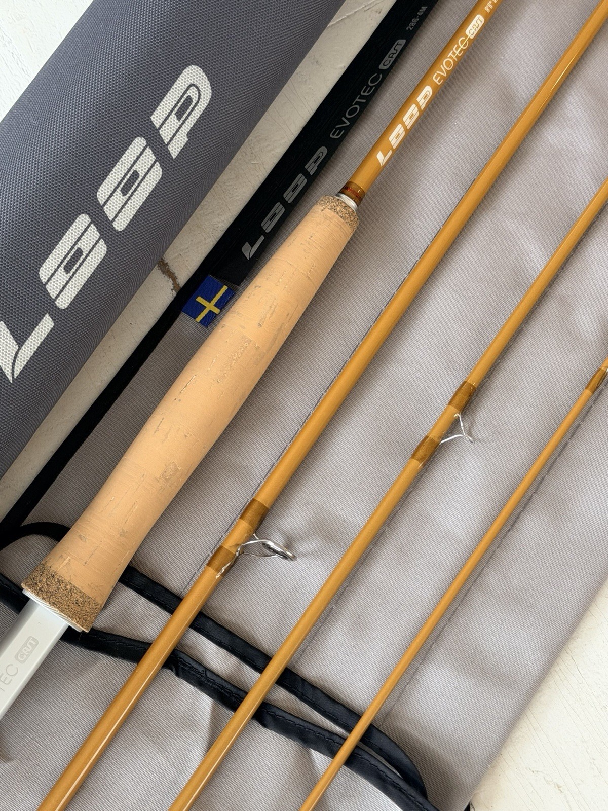 **BEAUTIFUL**🔥 LOOP EVOTEC Cast 2wt. 8’6”in/4pc Flyrod!! 🔥~LEGENDARY~🔥