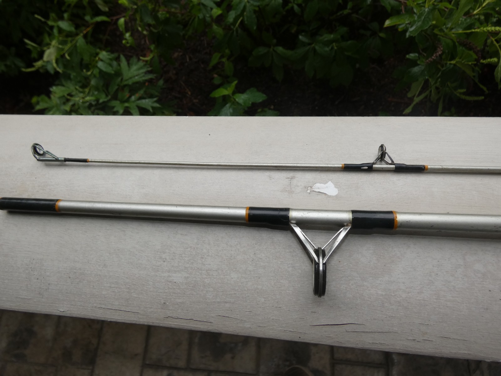 VINTAGE Abu Garcia 2252Z Light Action 913239 Fishing Rod 2 Piece 6 Ft