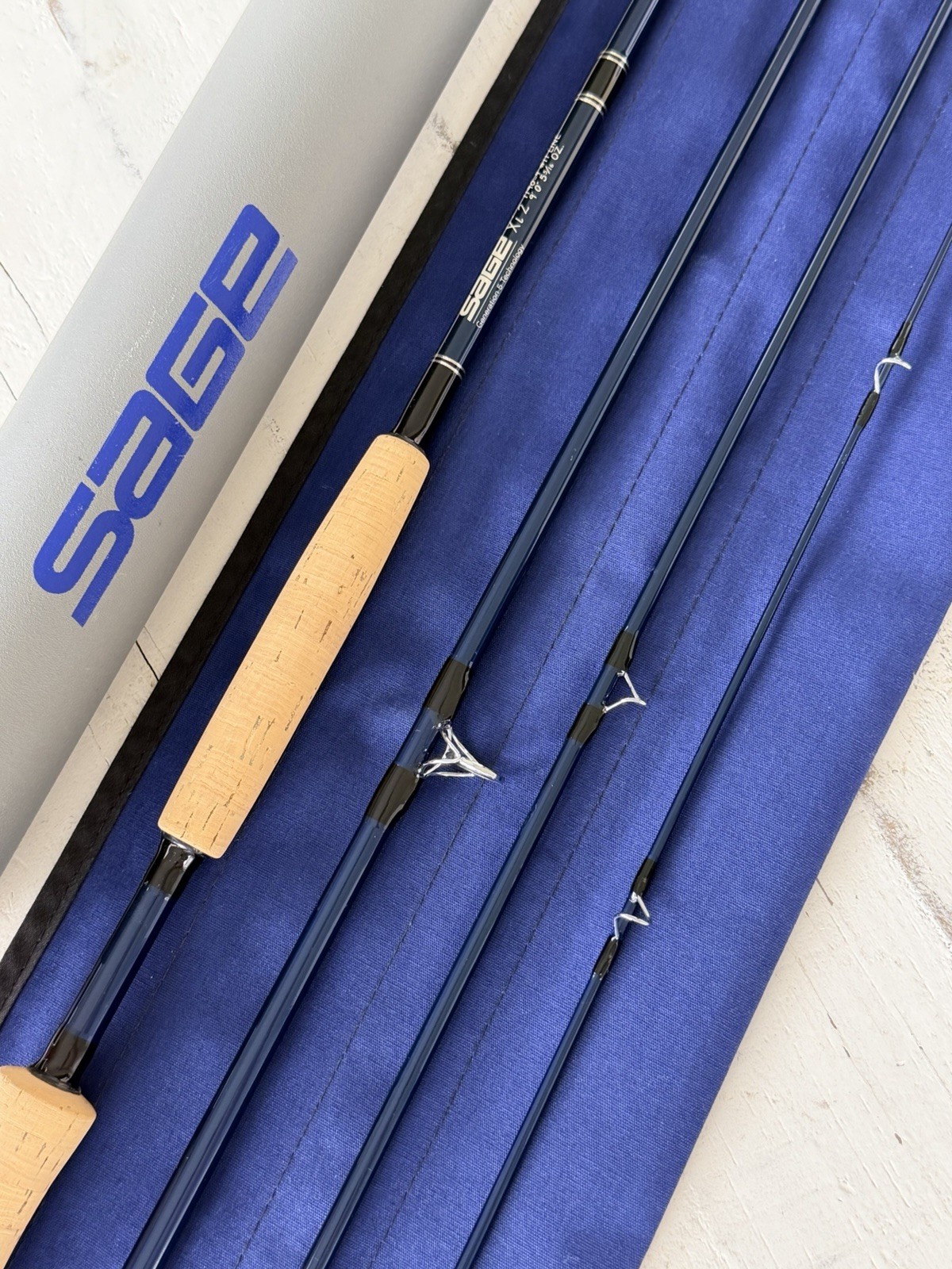**BEAUTIFUL** 🔥 SAGE SALT Xi 2. 11wt. 9’ft Two Hand Flyrod!!🔥~LEGENDARY~🔥