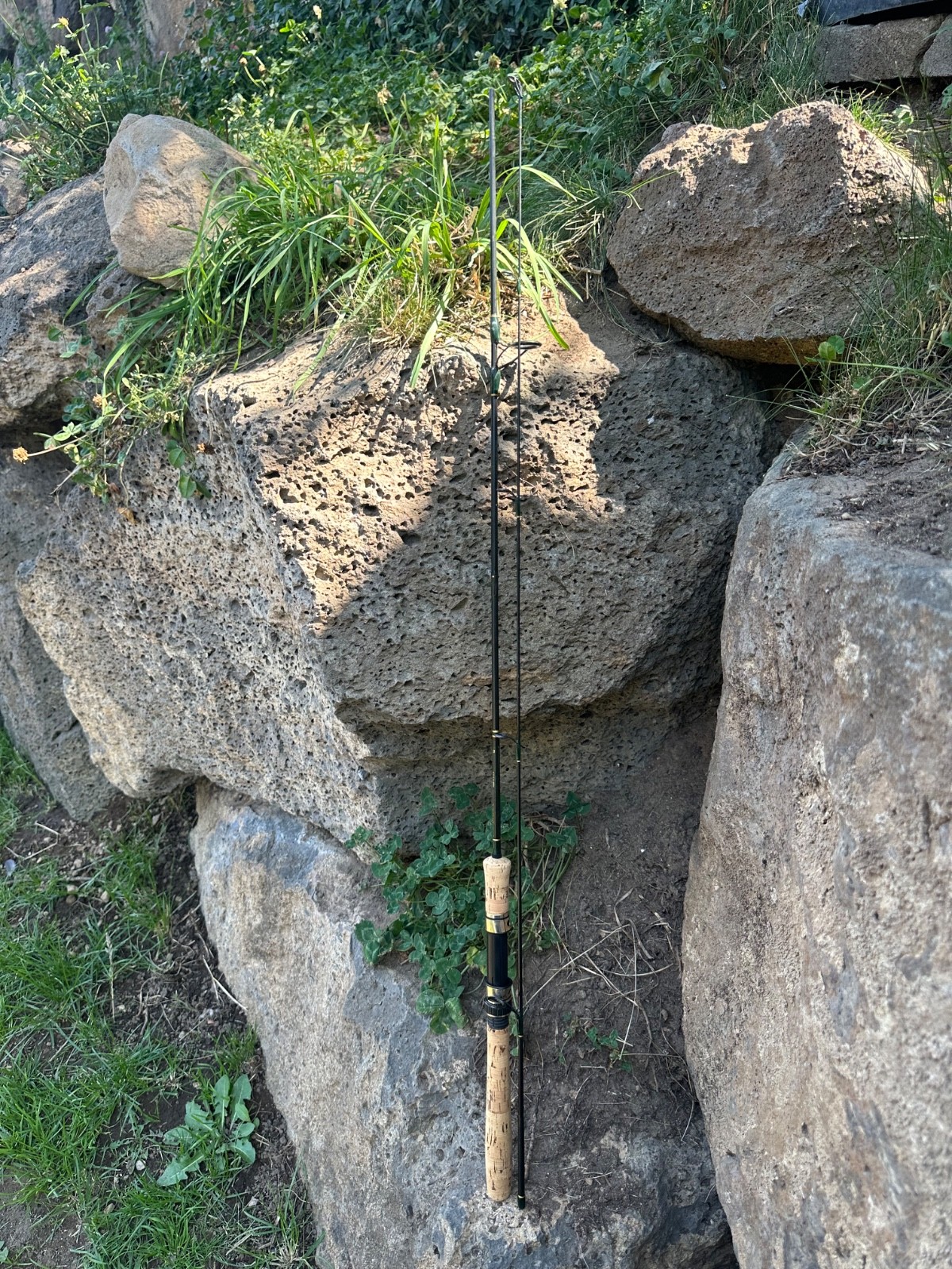 LL Bean Double L Spinning Fishing Rod 2 Piece IM6 Graphite 6′ Model LLS601-2
