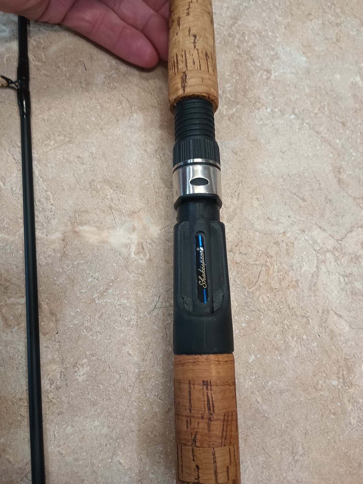 Shakespeare Intrepid Titanium IM7 Graphite CA 3086 2M 8’ 6” Medium 2-pc Spin Rod