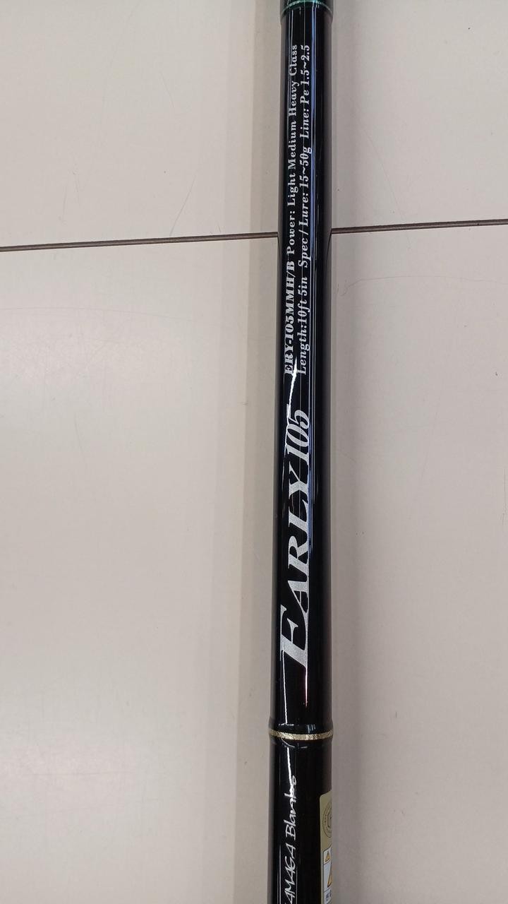 Yamaga Blanks Early105 ERY-105MMH/B Seabass Fishing Rod 10.5ft, 189g, Used