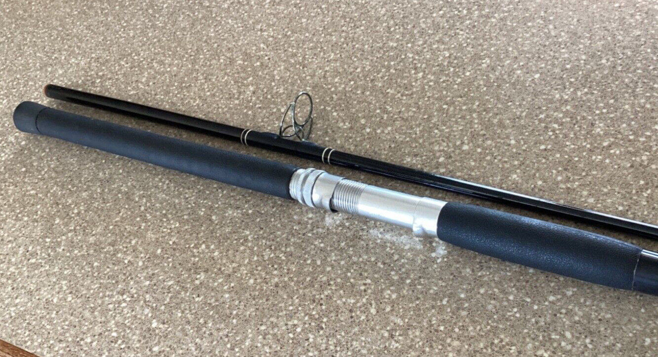 Vintage MASTER Black Series Fiberglass MODEL 5210 Spinning Rod 2 pcs. & 9 foot