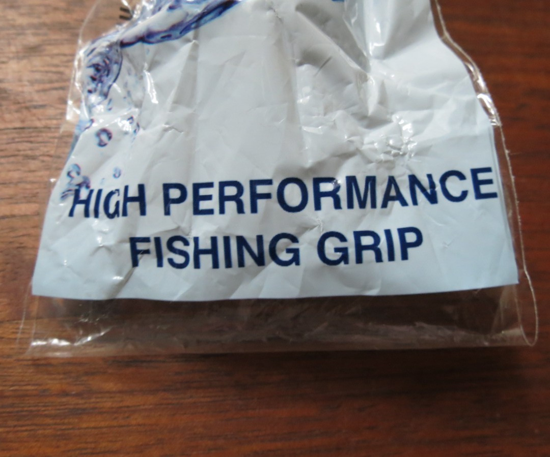 NEW WINN Saltwater AVS Straight Cylinder Grip Black 15″ WINNDRY Polymer