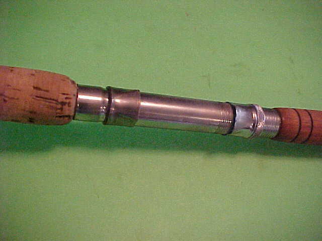 VINTAGE 6 FOOT 8 INCH 15 TO 30 POUND CLASS CONVENTIONAL FISHING ROD @ L@@K @