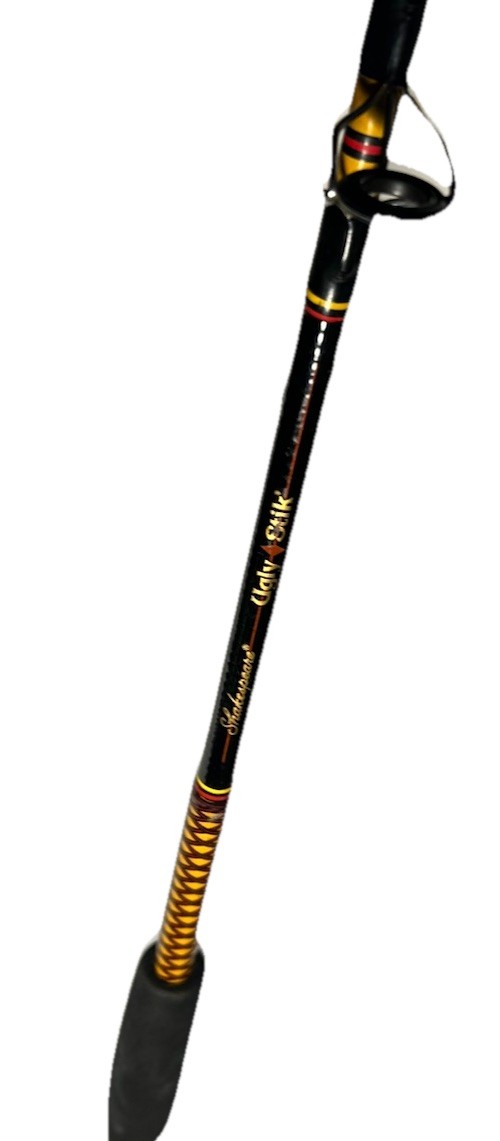 Shakespeare Ugly Stik BWC 1120 5′ 6″ 15-25lb w/ Trigger Grip Excellent Condition