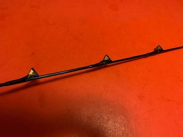 CUSTOM BUILT GREEN GRAPHITE COMPOSITE 7 FOOT 1 INCH 10 TO 25# CONVENTIONAL ROD