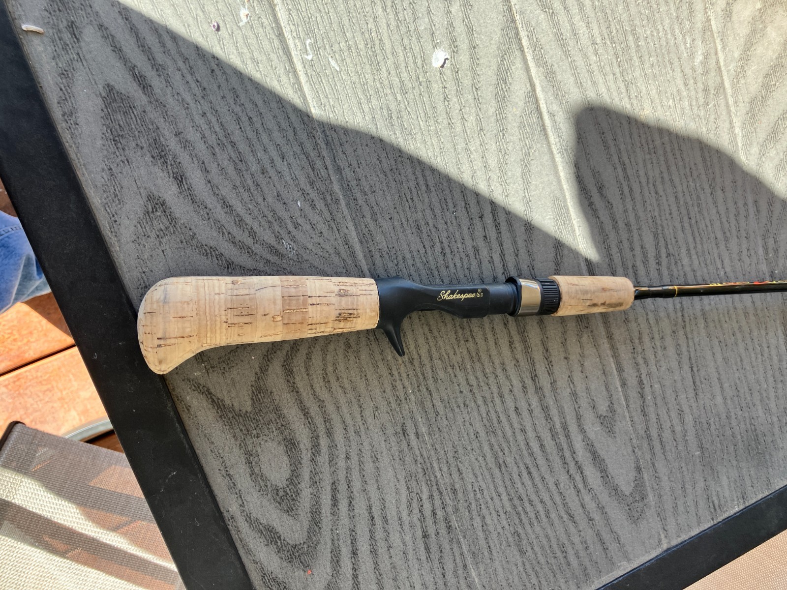 Shakespeare Micro Graphite 5’6″ Fishing Rod, 2-Piece – Light – 2pc, Black
