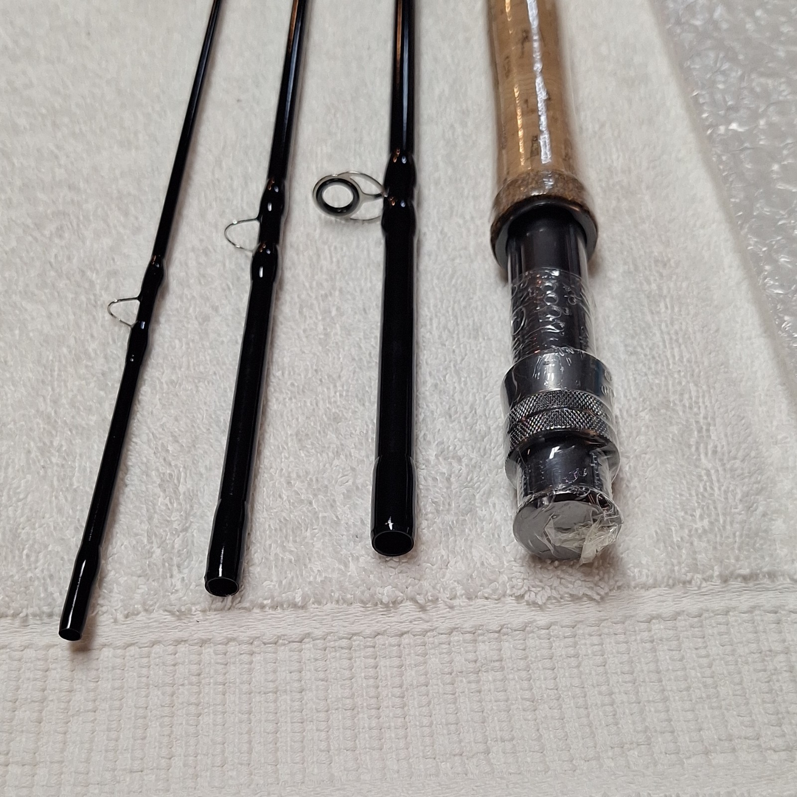 Premium Fishing Rod 4-Section 9′ , 5/6wt Black Carbon Fiber Graphite Fly Rod