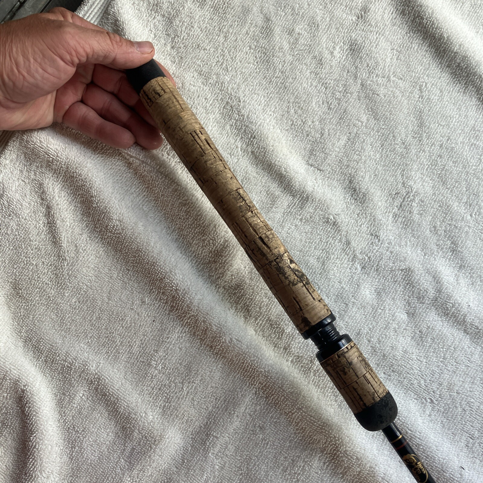 Bass Pro Shops BB58ms 1-Piece IM6 Graphite Medium Bass Action Casting Rod 5’8”