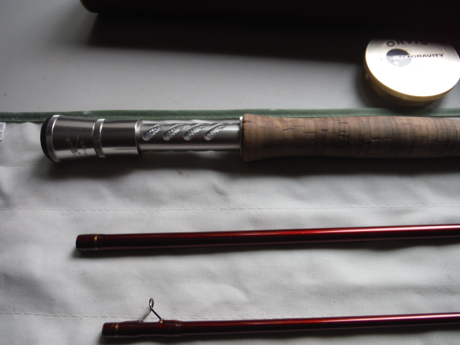 orvis zero gravity 7 weight, 9.5 ft tip flex 5.25 oz.
