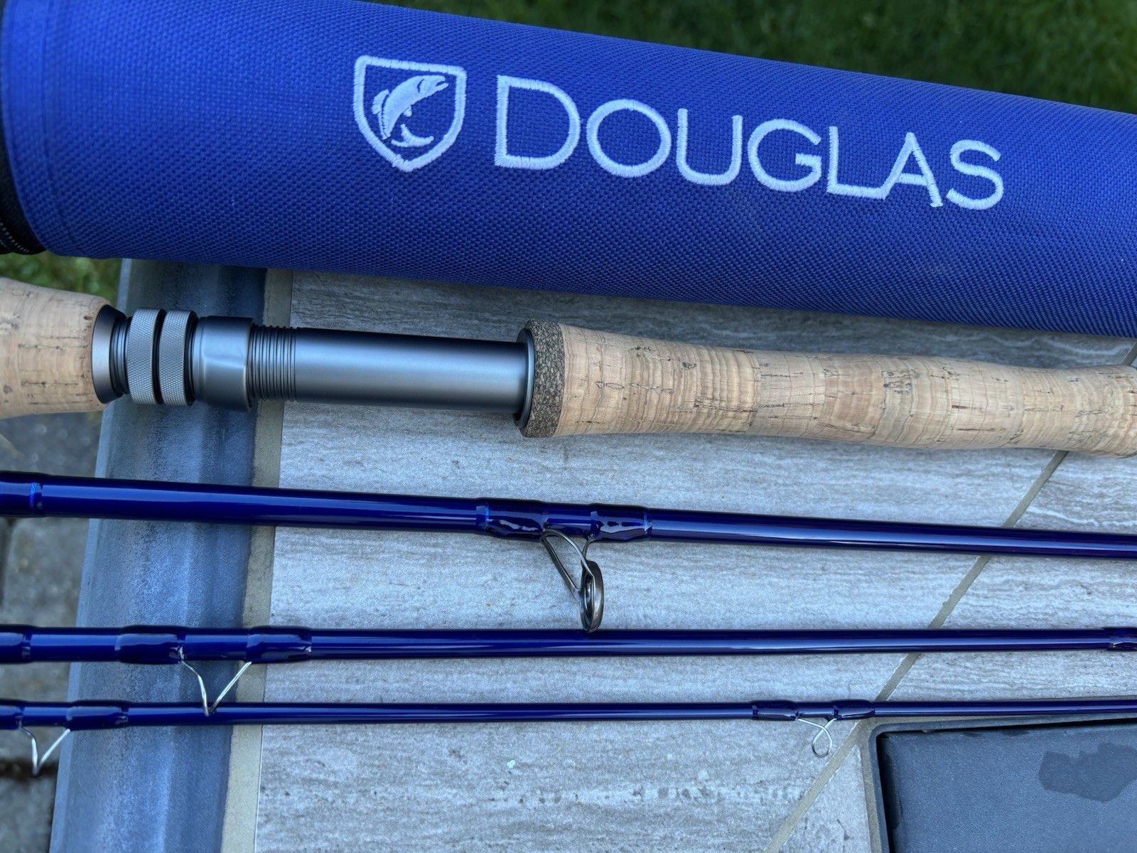 Douglas LRS 7904 9ft 7wt 4pc Freshwater Fly Rod – Blue