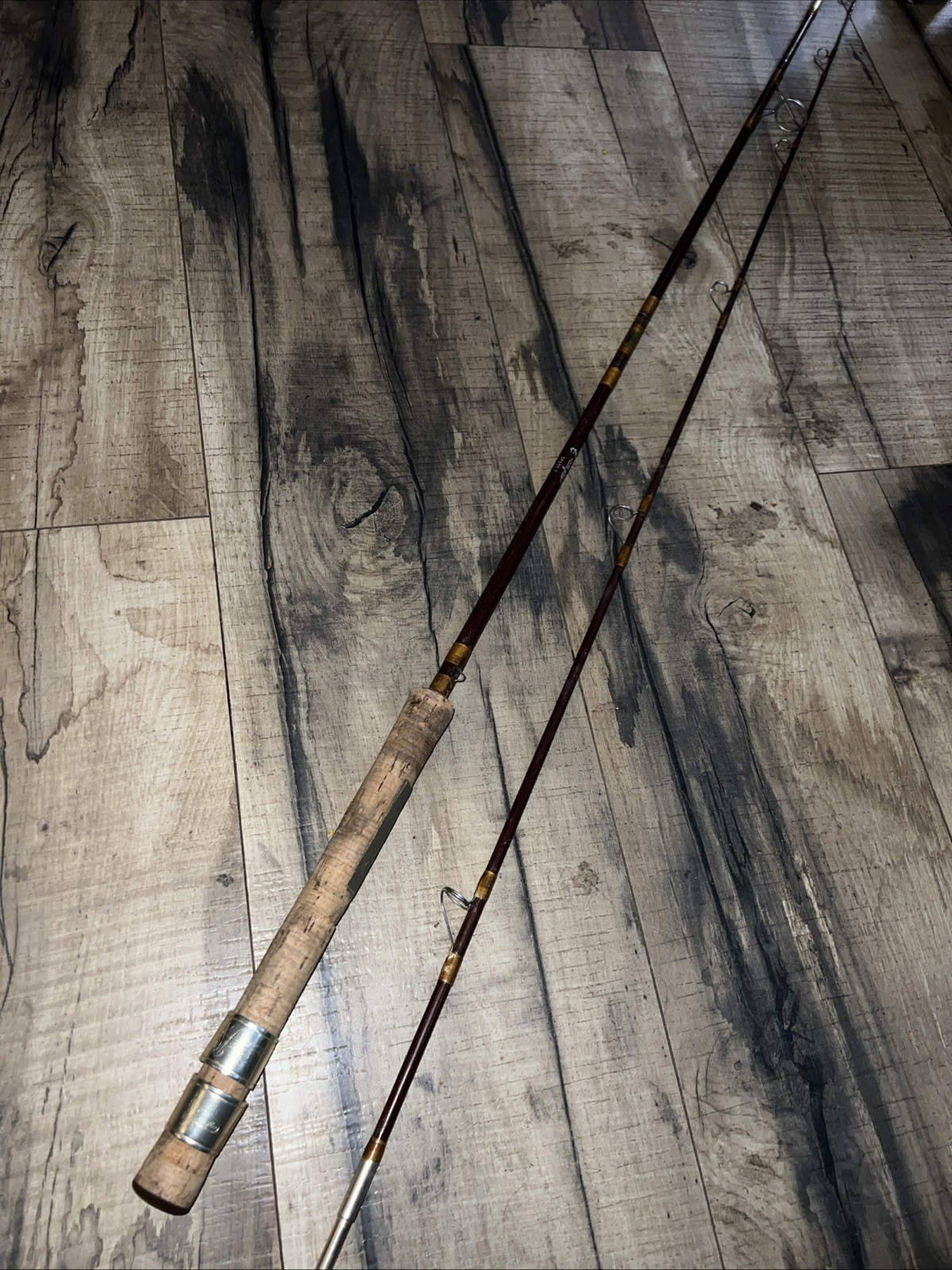 Vintage Antique Silaflex 7’ 2pc fiberglass Spin cast rod 7 Guides. Pre-Browning