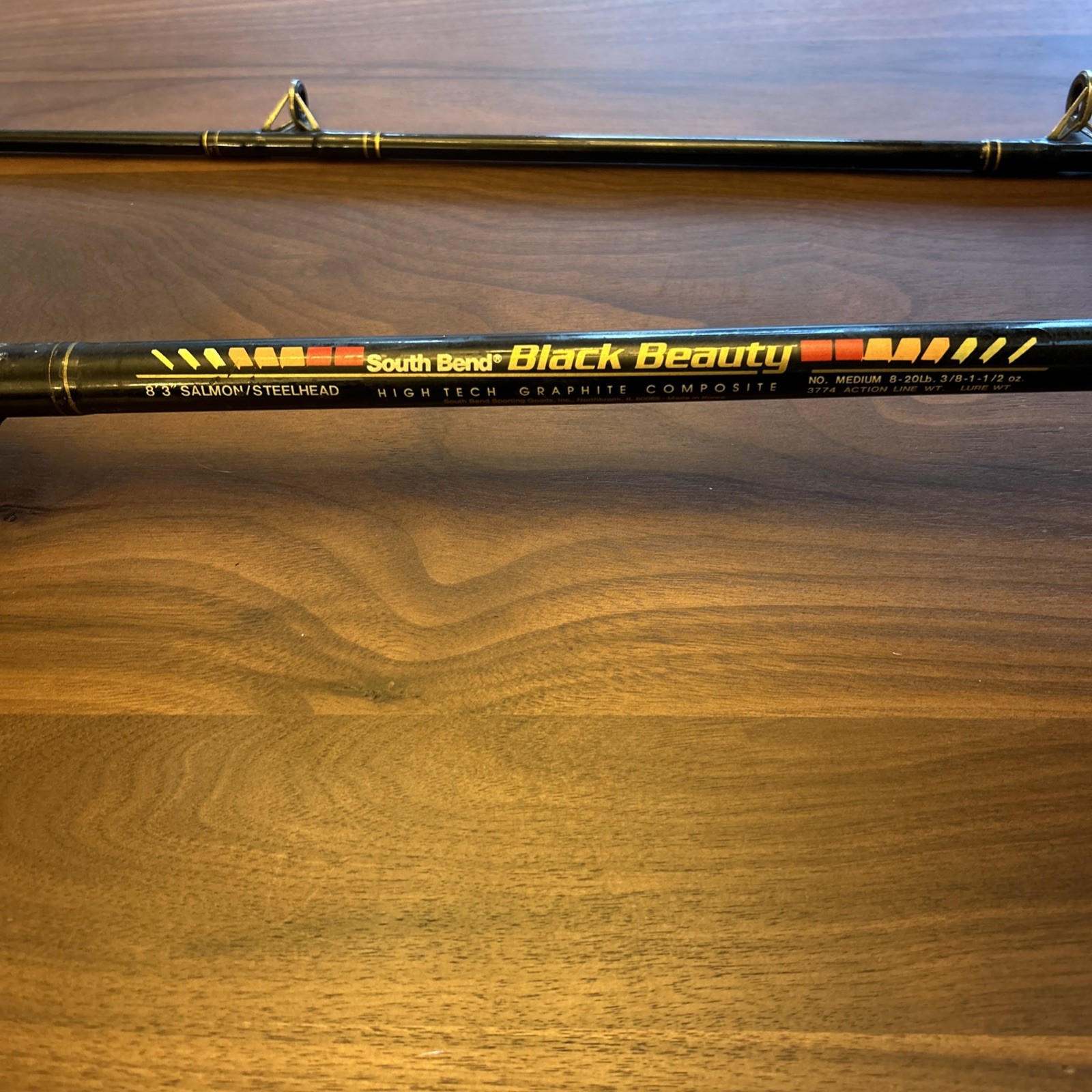 South Bend Black Beauty Salmon/Steelhead 3774 medium 8’3″ spinning rod L13