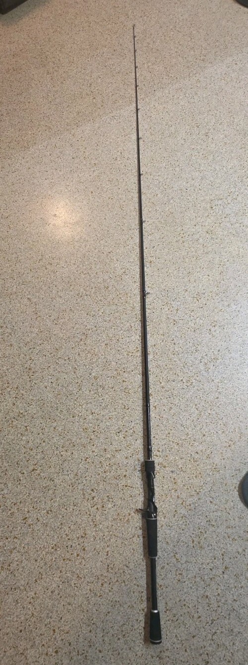 KastKing Perigee II Casting Fishing Rod Inshore Fishing 7’1″ KKR-PG2-C71MH