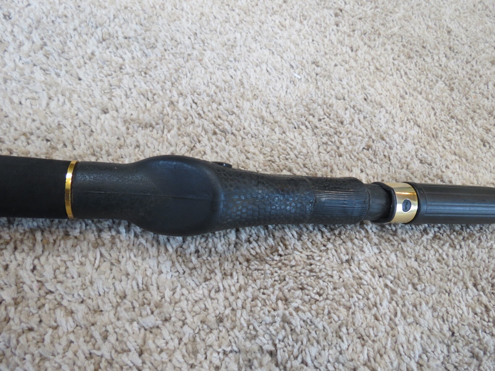 Lews Laser Graphite Hump Back Musky fishing rod (lot#14464)