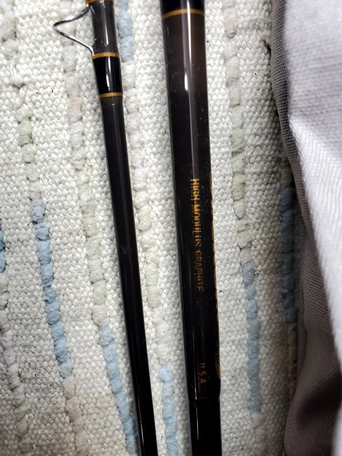 St Croix 4302 wt6-7 Imperial Graphite LX 8’6 2pc Fly Rod w/tube & Sock near mint