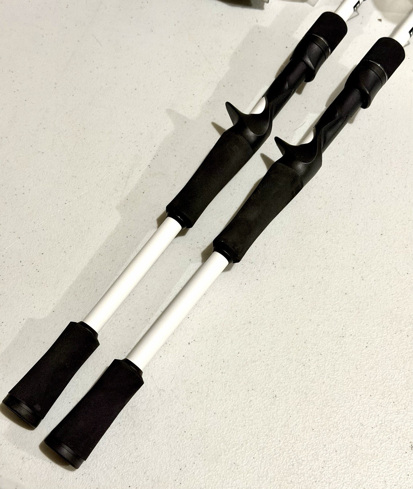LOT of 2 – 13 Fishing Origin DEFY White Casting Rods – Saltwater Freshwater