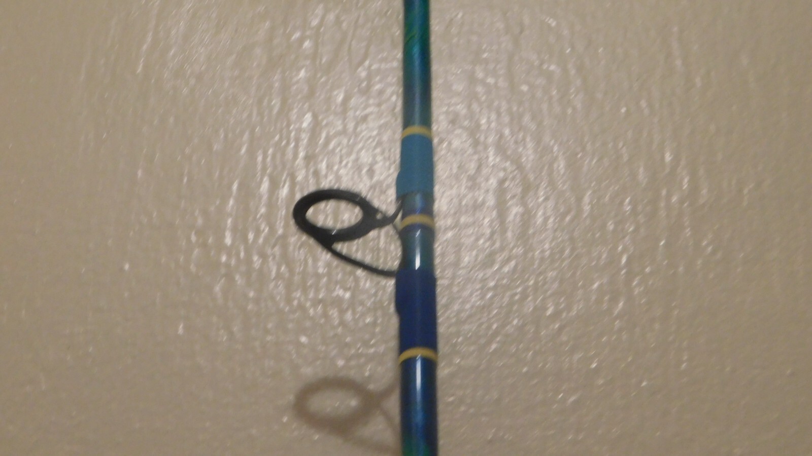 CUSTOM SPINNING ROD MAHI BLUE GREEN YELLOW MARBLE 25-50 LB FUJI GUIDES 7′ NEW