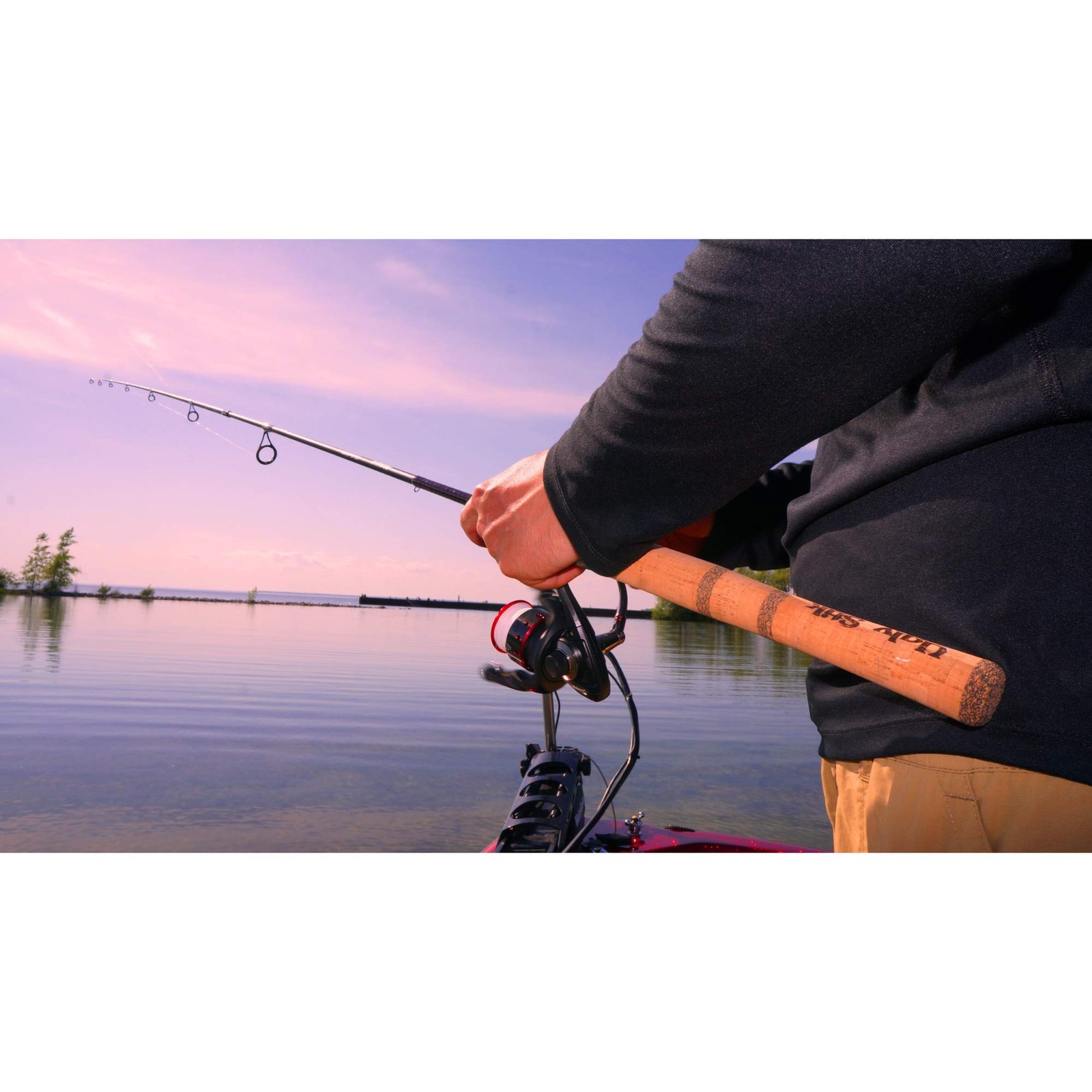Shakespeare Ugly Stik 7’ Elite Spinning Rod 2-6lb Ultra Light 2-Piece Medium F