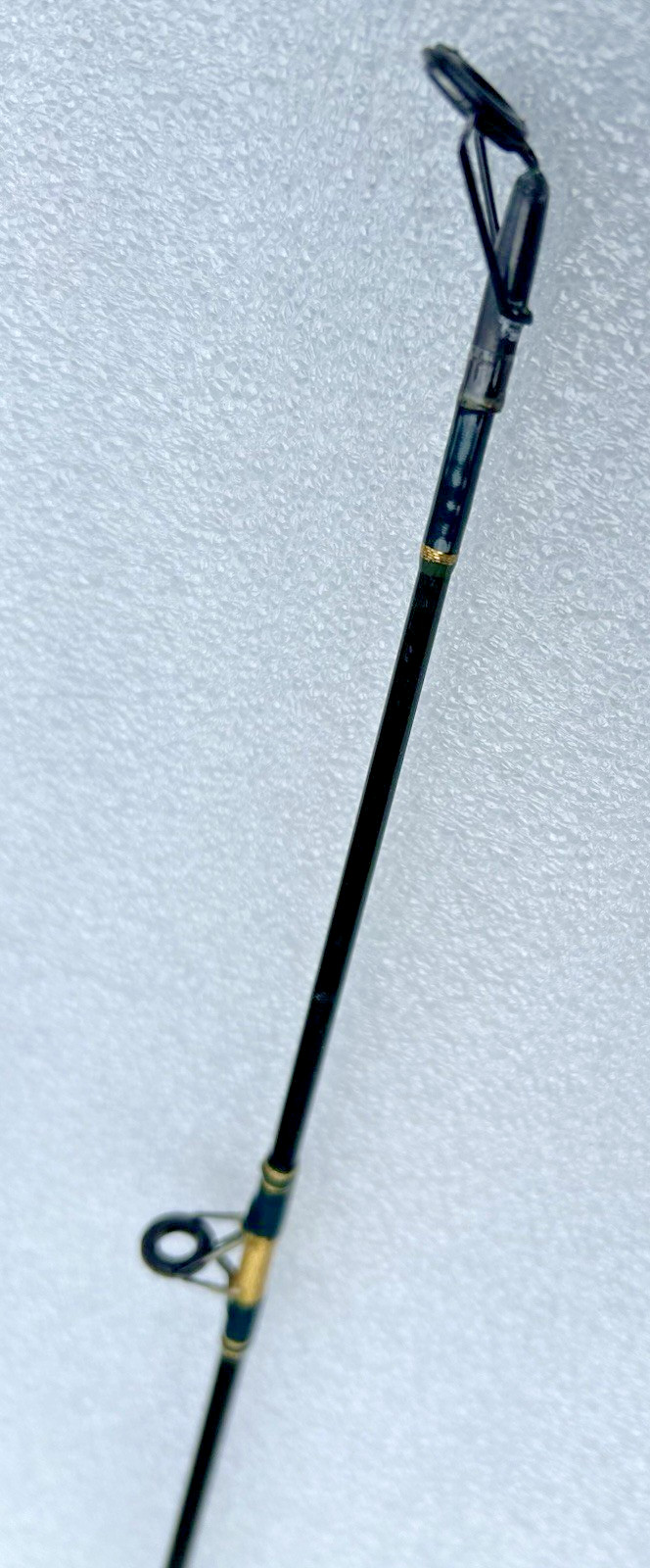 #1189 Used Vintage YAD 2 Piece Model # SSGS 9′ Medium Saltwater Spin Rod