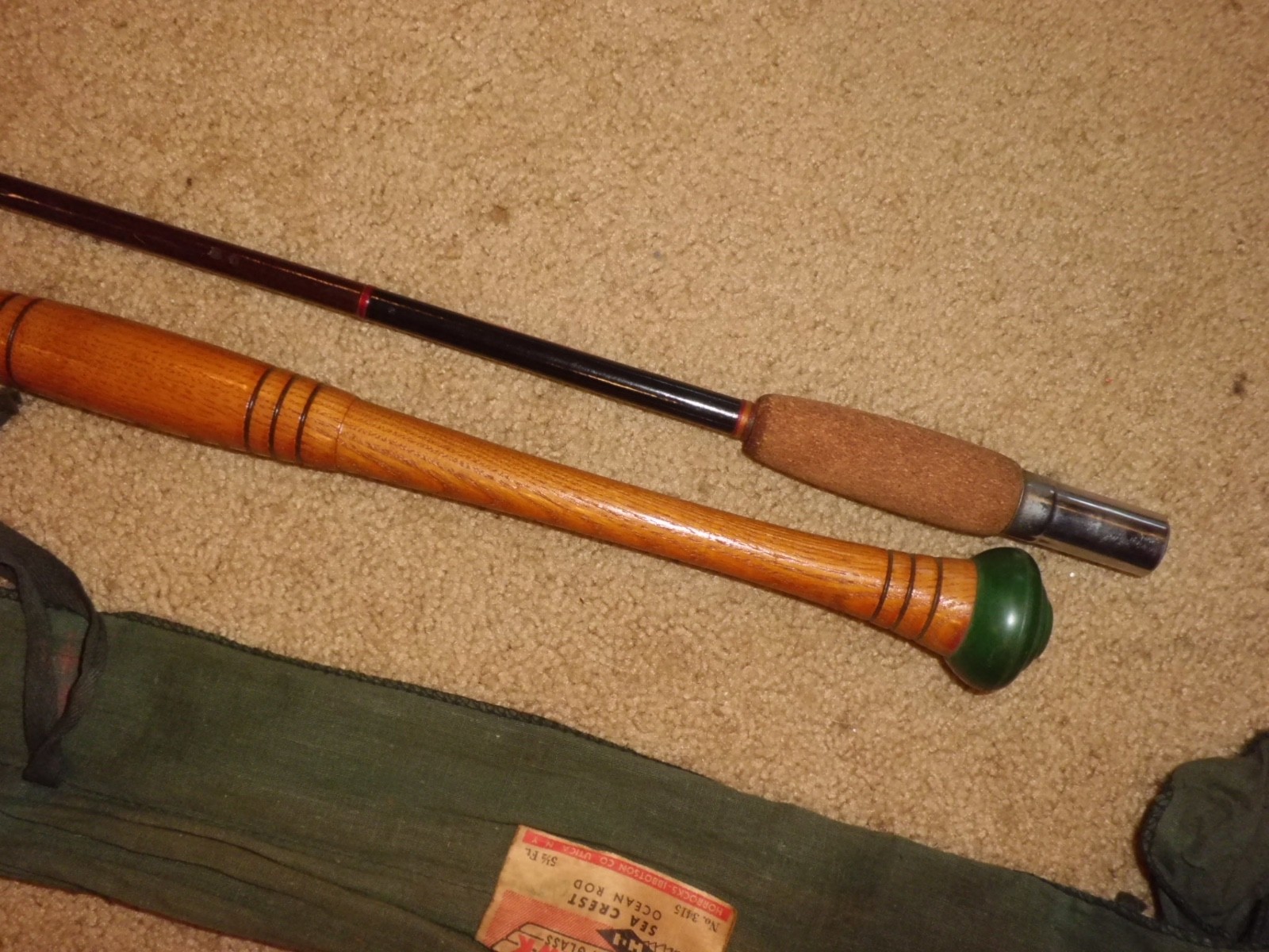 Vintage H-I Mohawk Sea Crest 3415 Fiberglass Boat 5-3/4′ Rod- USA