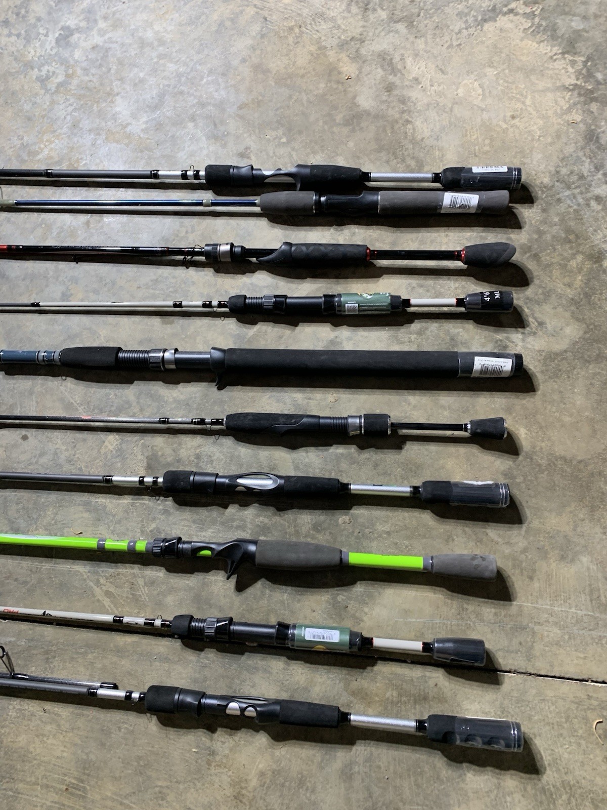 LOT OF 10 BASS PRO SHOPS FISHING RODS (BROKEN)