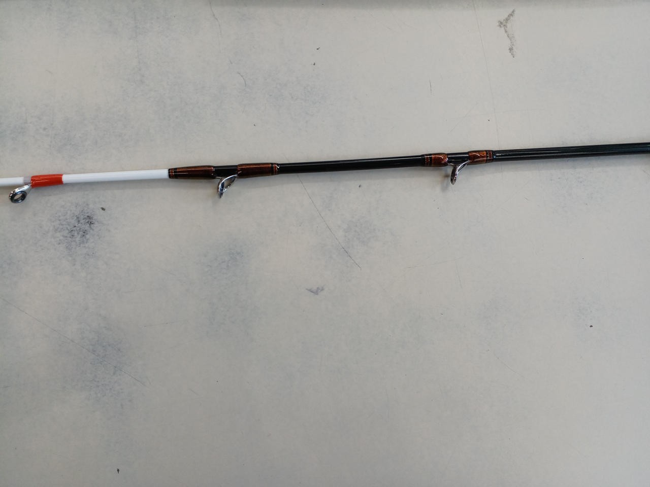 Daiwa Analystar Red Mutsu Fishing Rod 1.95m (76.8in), 2-Piece, 150g