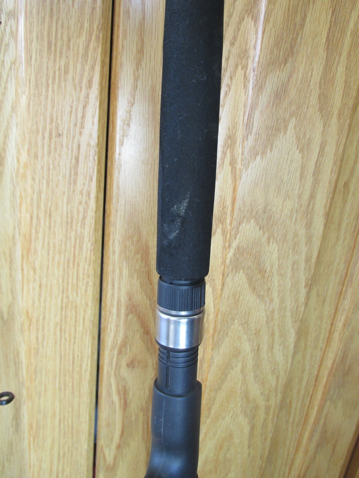 STRAIGHT BUTT! SHAKESPEARE UGLYSTIK CATFISH~8′ 2 pc~Casting Rod~Med Heavy USED