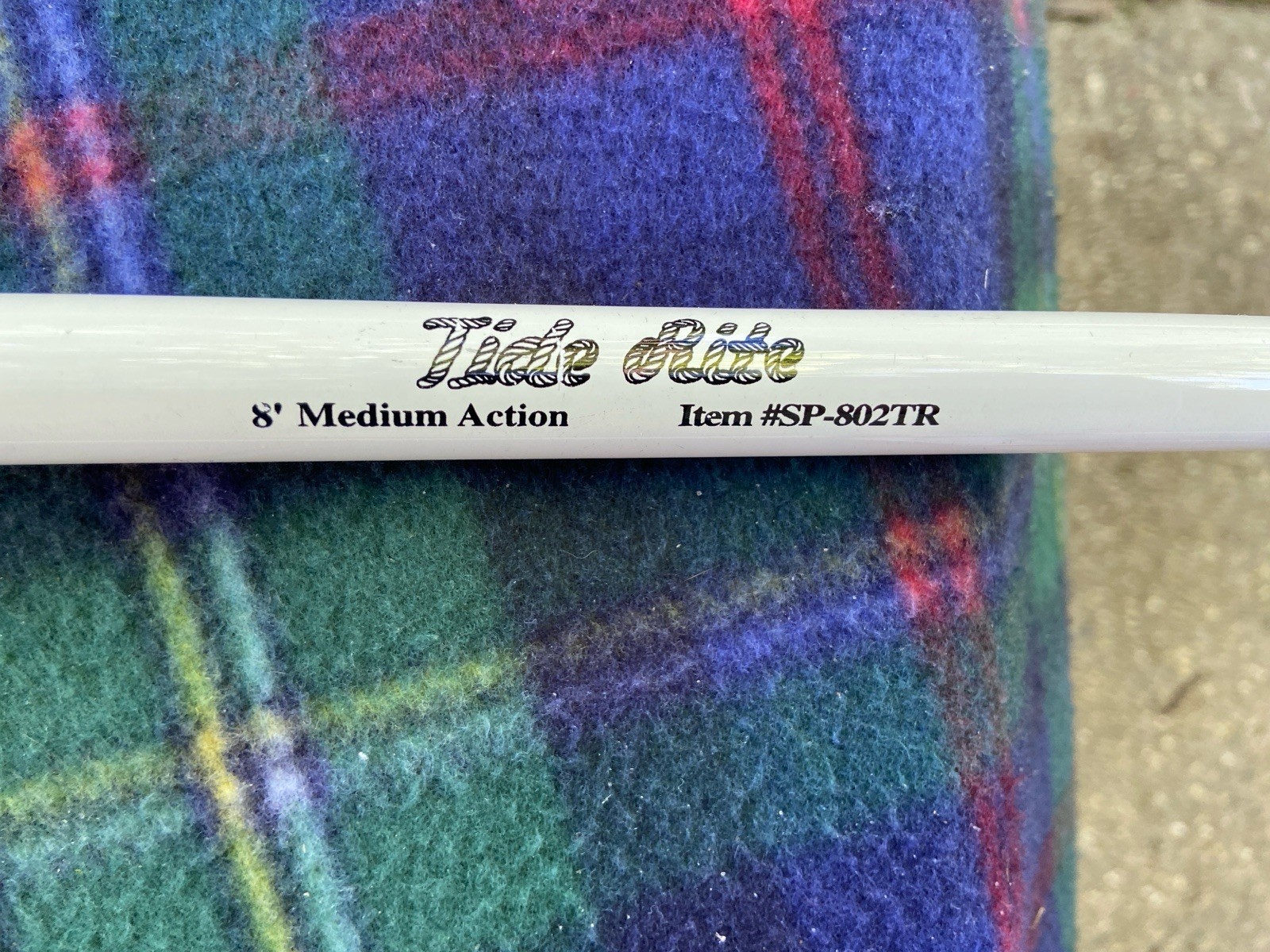 PAIR OF EXCELLENT CONDITION TIDE RITE 8′ MEDIUM ACTION SPINNING RODS