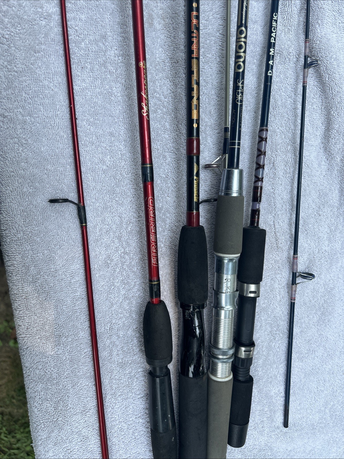 4-spinning Rods