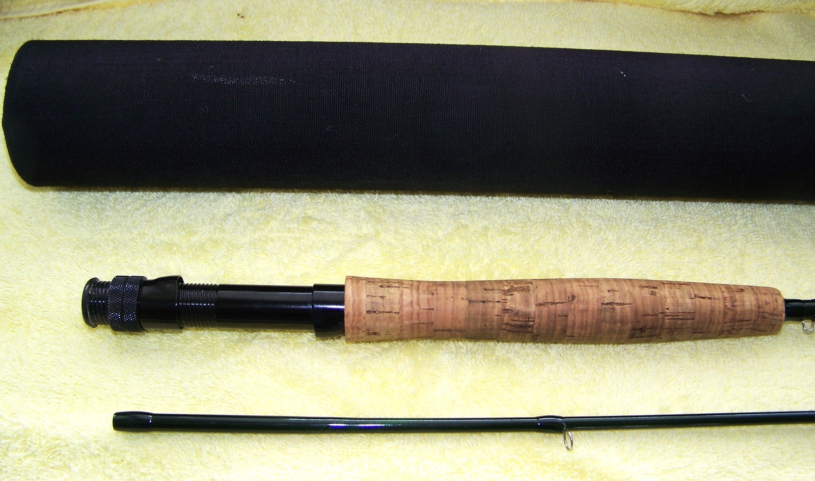 L.L. Bean Fly Rod: 8’6” 6 Wt. 2-pc STREAM LIGHT With Cabalas Fly Rod Travel Case
