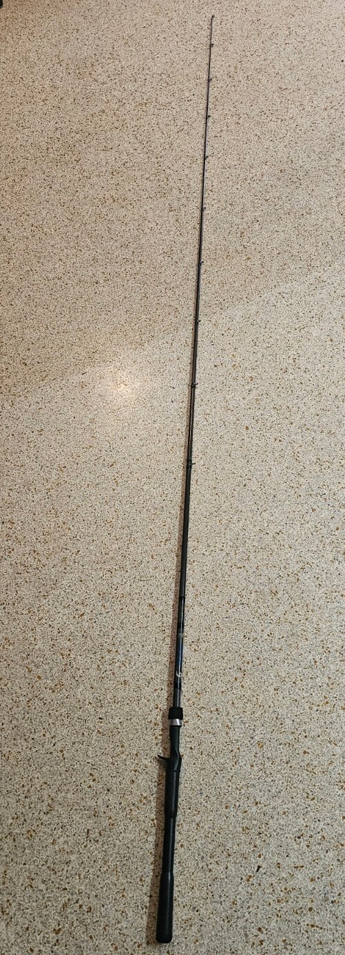 Custom Kistler Casting Rod. Carbon fiber handle 7’6″ heavy fast action Bait Cast