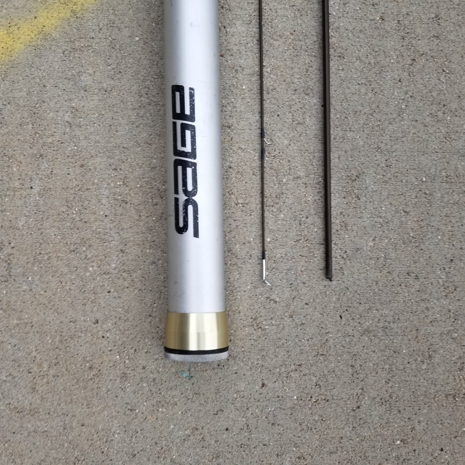 SAGE GFL 586 DS GRAPHITE II FLY ROD W/CASE LINE 5 LENGTH 8′ 6″