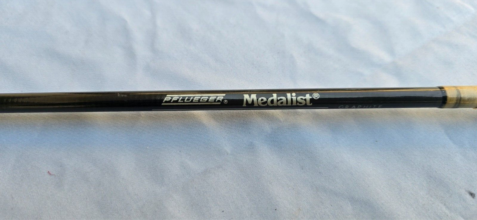 PFLUEGER MEDALIST GFY 85-67 8’6″ 7 WT LINE GRAPHITE FLY ROD #0209696