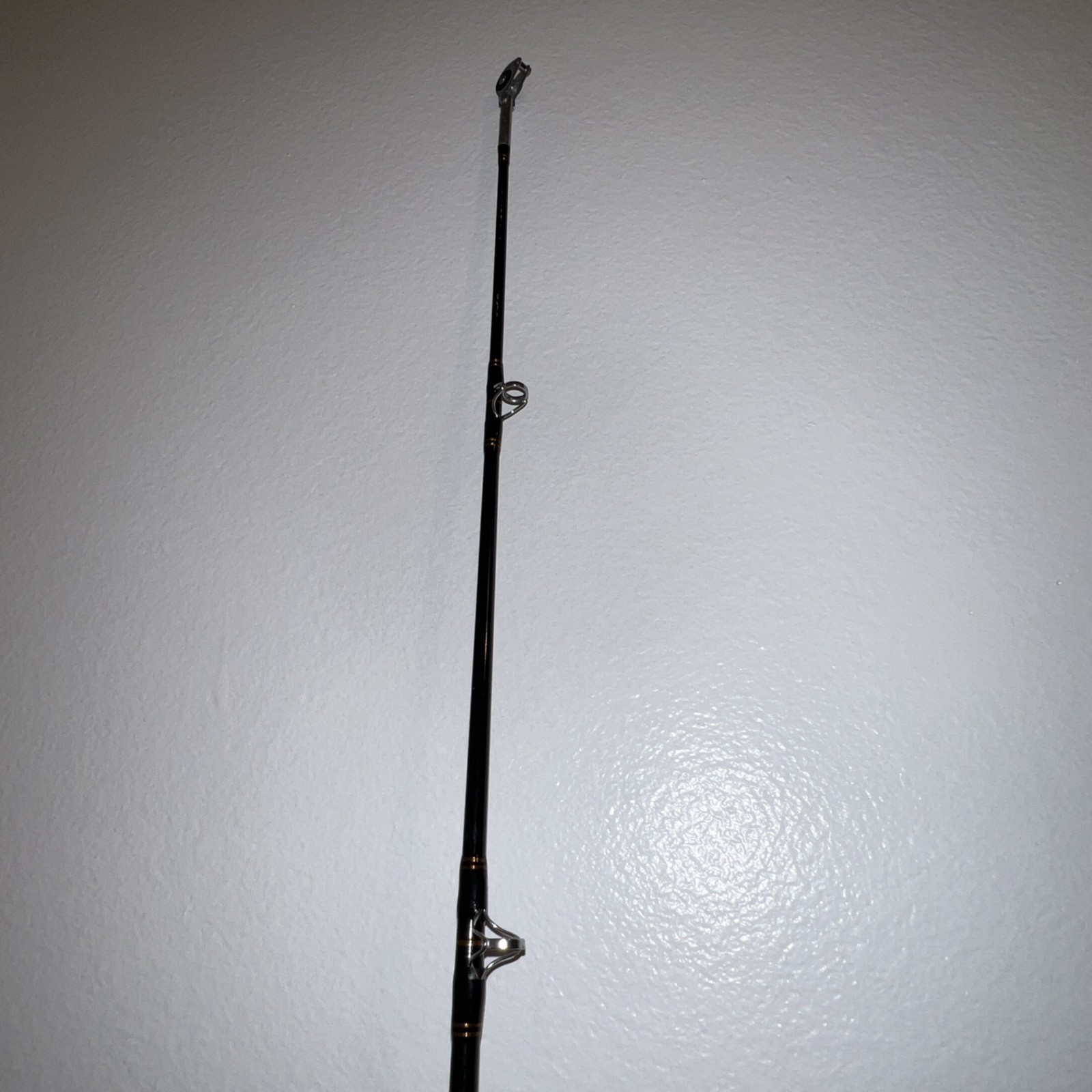 Bass Pro Shop Offshore Angler Gold Cup 20-50 Lb line 6’6” Rod