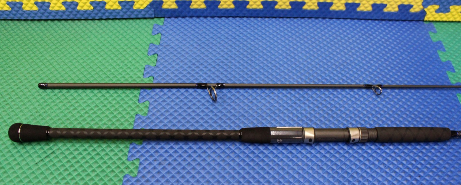 Okuma Rockaway Surf Spinning Rod 2-Piece 8′ 0″ Medium RA-S-802M