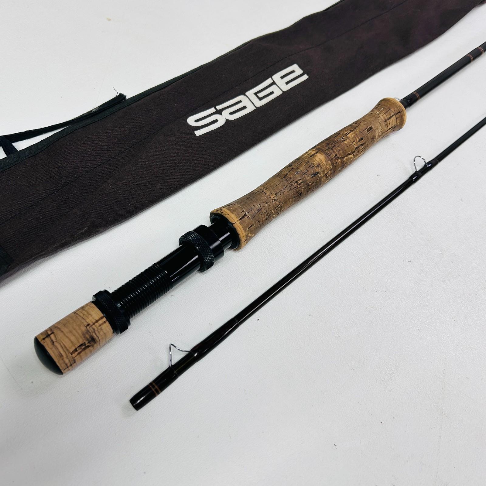 Sage 890RPL Graphite III 9 Ft 8 wt 3.5 Oz 2 Pc Graphite Flyrod