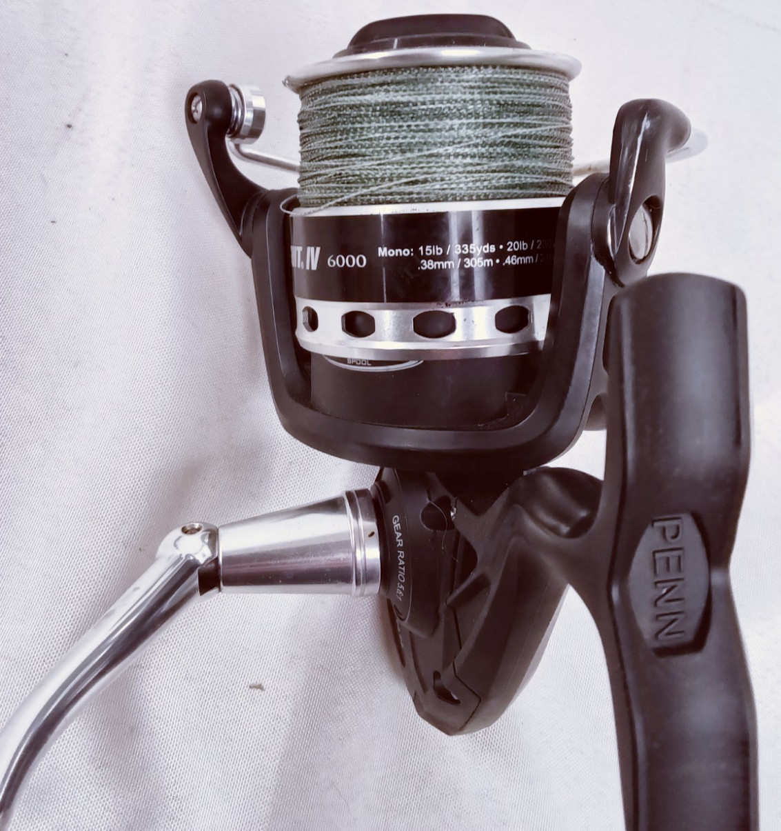 Penn Pursuit IV Rod 2pc 9’0” graphite Fishing Pole & Persuit IV 6000 Reel