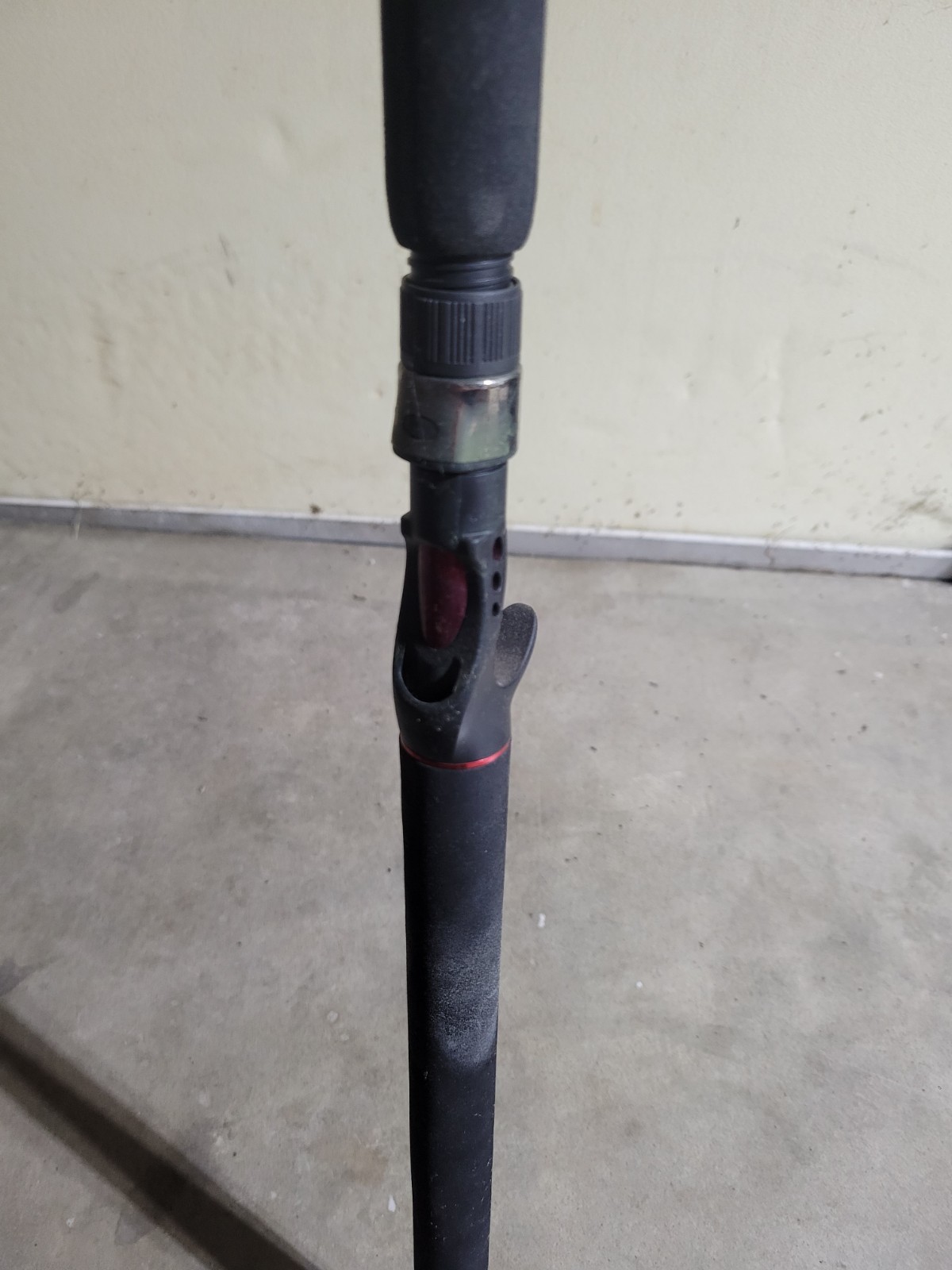 Shakespeare Ugly Stik GX2 Casting Rod 7′ Medium Action. Model USCA701MH 1pc