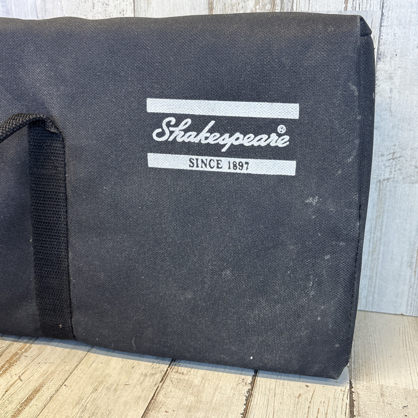 Vintage Marlboro Unlimited Fly Fishing Rod Kit Pflueger Shakespeare Soft Case