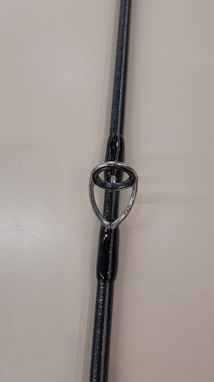 APIA GRANDAGE XD 106SPI Shore Jigging Rod 10ft 6in, 335g, Excellent Condition