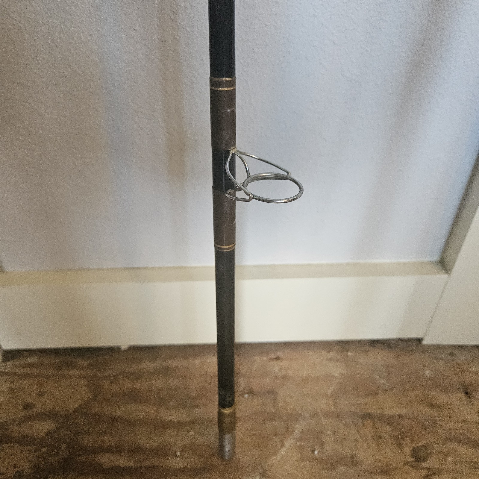 Master Model 5200 Black Graphite Spinning Rod 2 Piece Big Game Fishing Pole 8ft