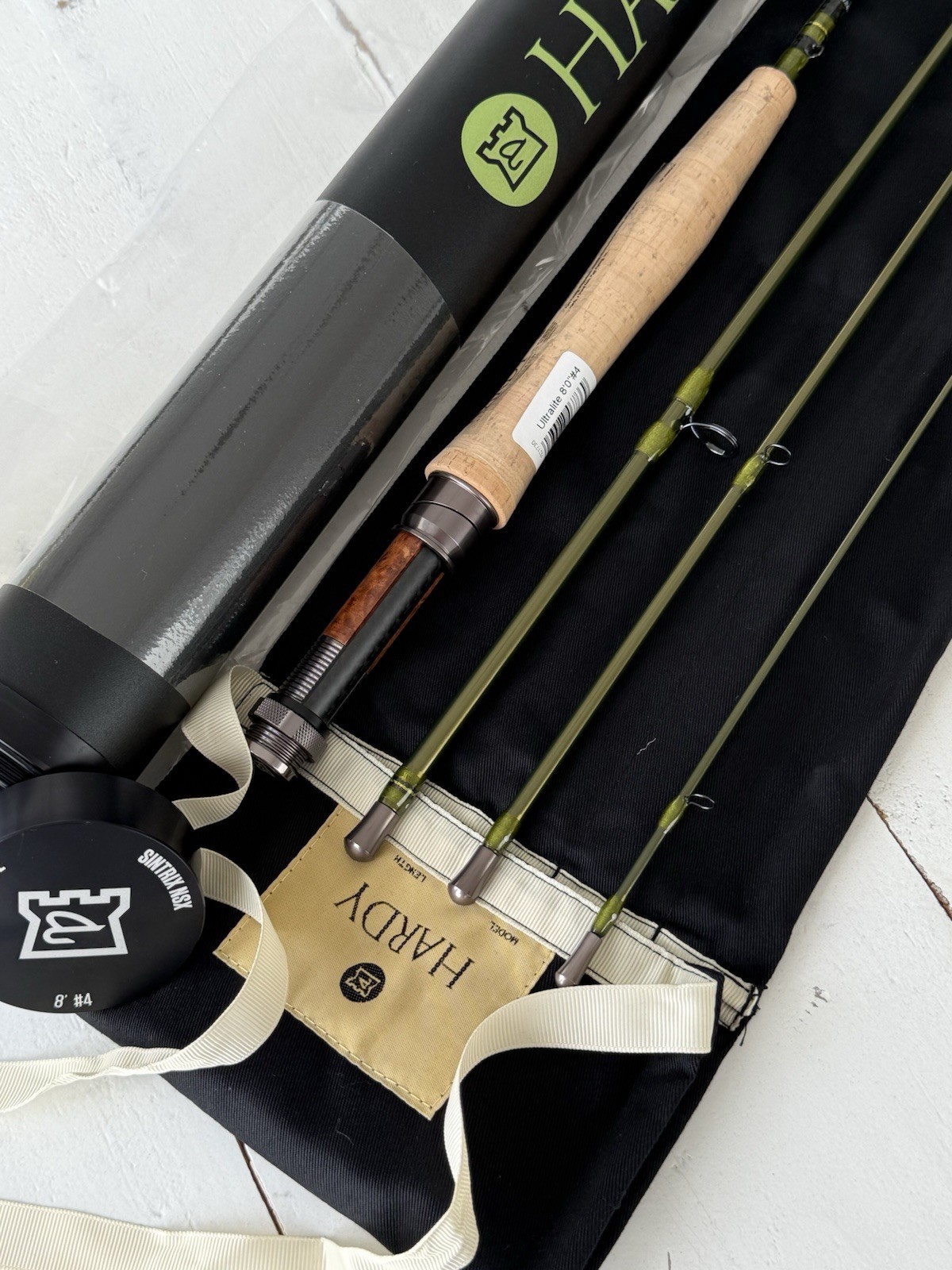 **BEAUTIFUL**🔥NEW HARDY ULTRALITE 4wt 8’ft Fly rod! 🔥~LEGENDARY~ 🔥