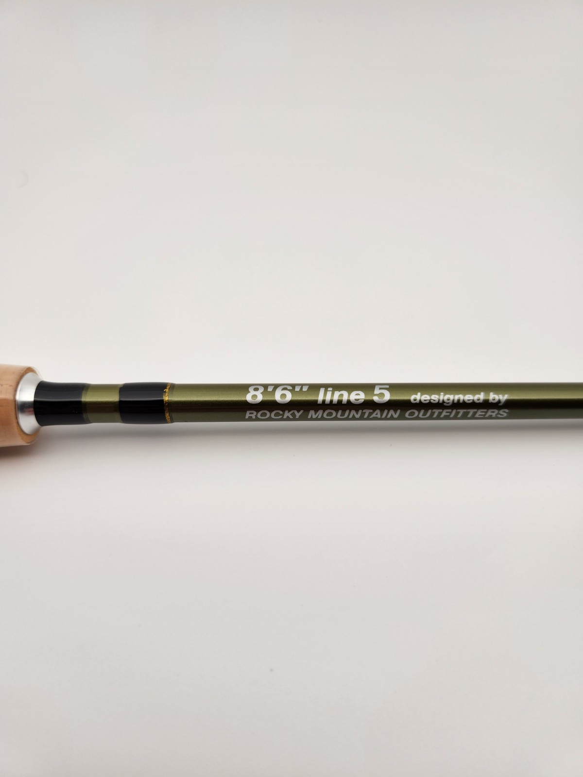 8′ 6″ 5wt Rocky Mountain Outfitters Fly Rod With 2 Tips, Sock, And Rod Tube