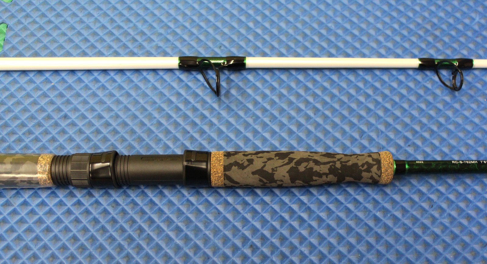 Okuma Record Chaser Catfish Alligator Gar Spinning Rod 2Pc Md Hvy 7’6″RC-S-762MH